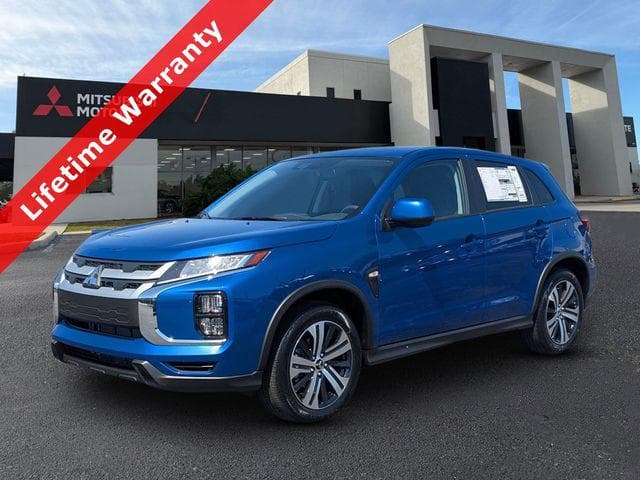 2026 Mitsubishi Outlander 2.0 ES — photo 1 of 32