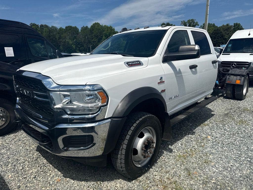 2019 RAM 4500 Chassis Tradesman/SLT/Laramie/Limited — photo 1 of 4