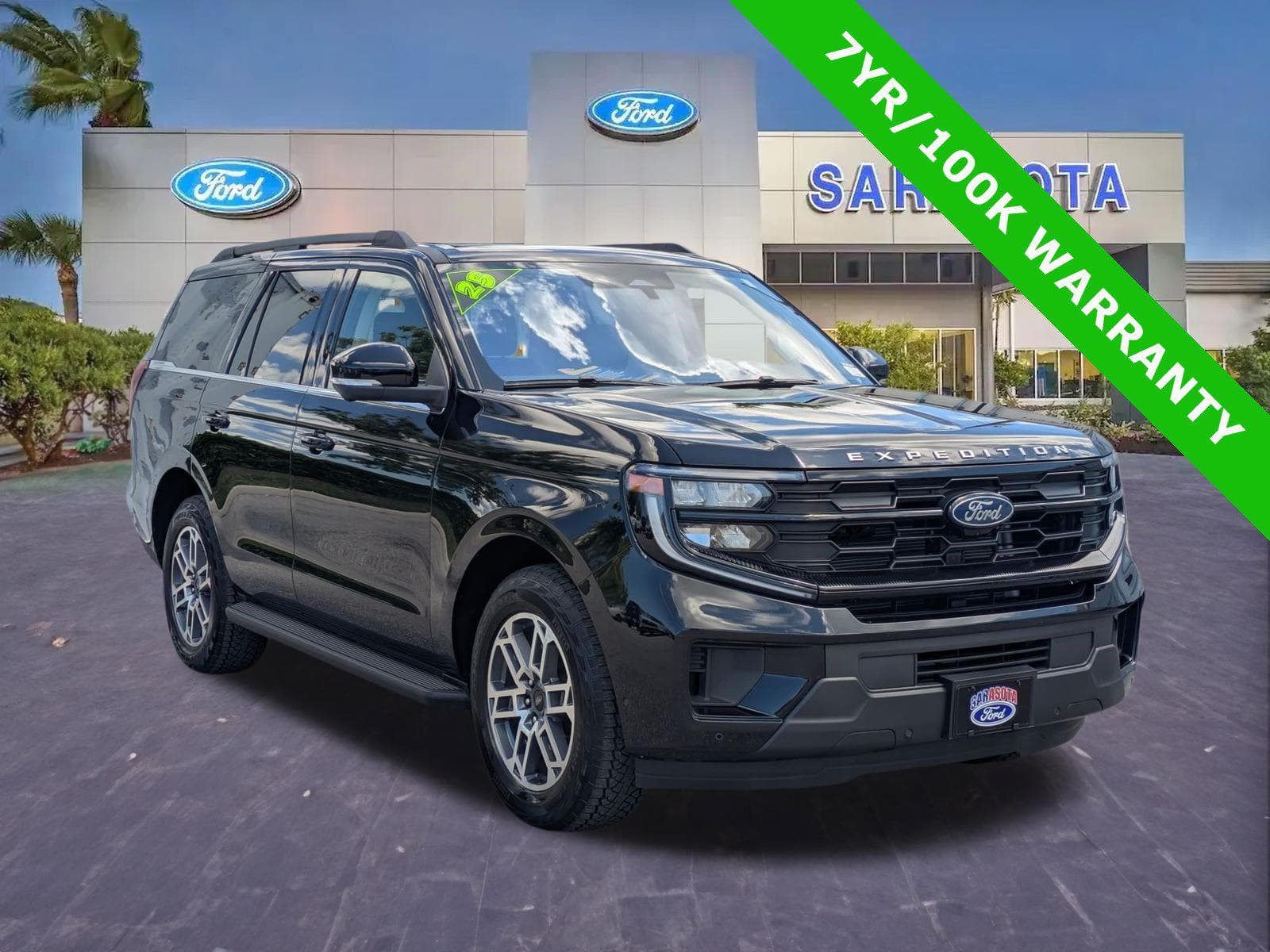 2025 Ford Expedition Active — photo 1 of 40