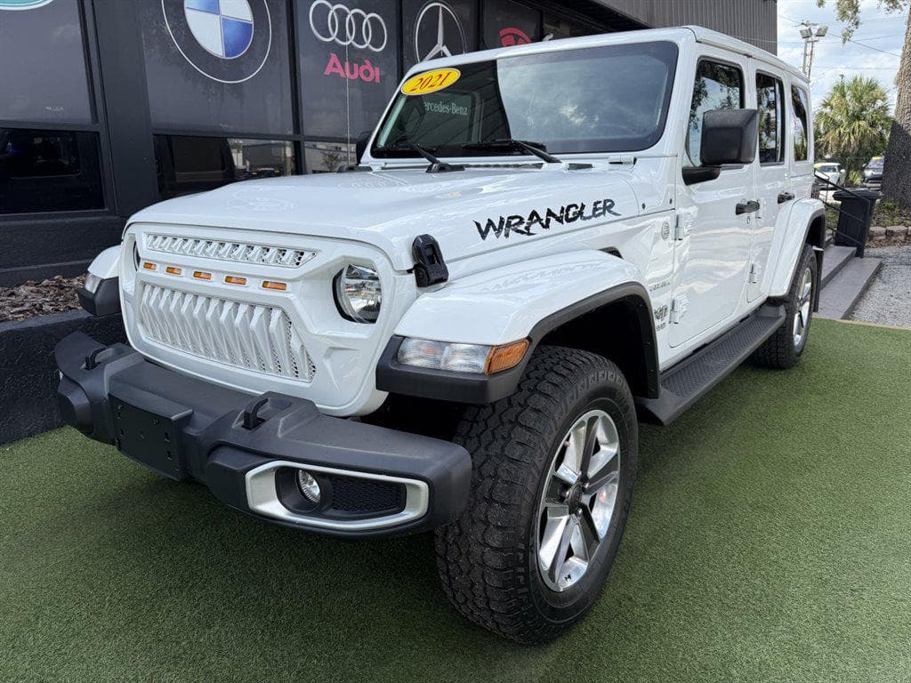 2021 Jeep Wrangler Unlimited Sahara — photo 1 of 33