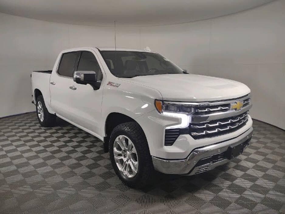 2023 Chevrolet Silverado 1500 4WD Crew Cab Short Bed LTZ — photo 1 of 19
