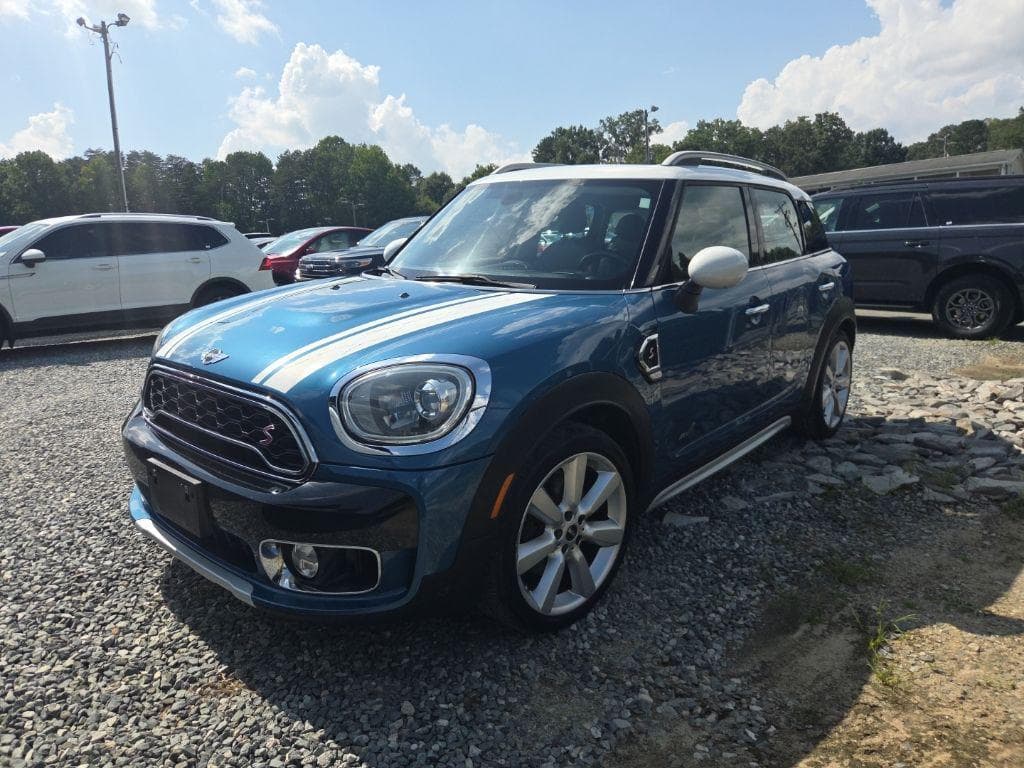 2017 Mini Countryman Cooper S — photo 1 of 6