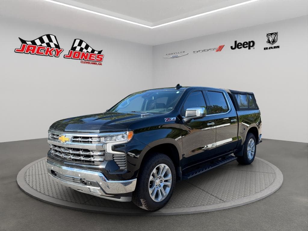 2023 Chevrolet Silverado 1500 4WD Crew Cab Short Bed LTZ — photo 1 of 12