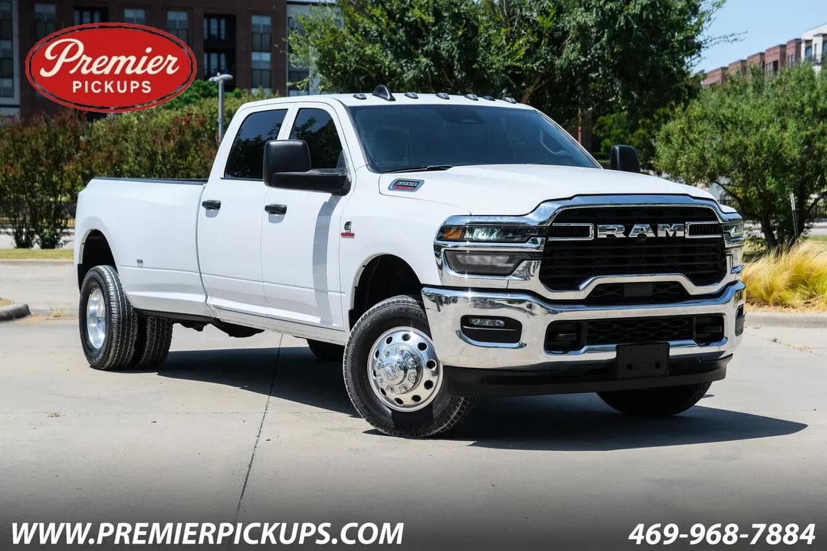 2025 RAM 3500 Tradesman Crew Cab 4x4 8 Box — photo 1 of 54