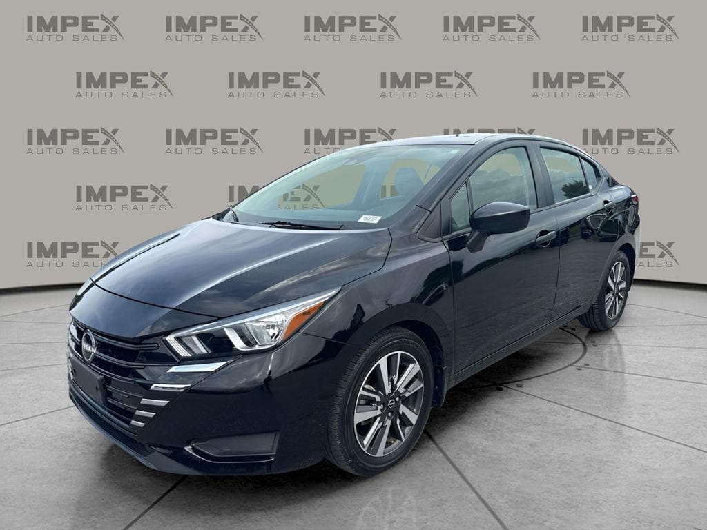 2024 Nissan Versa 1.6 S — photo 1 of 20
