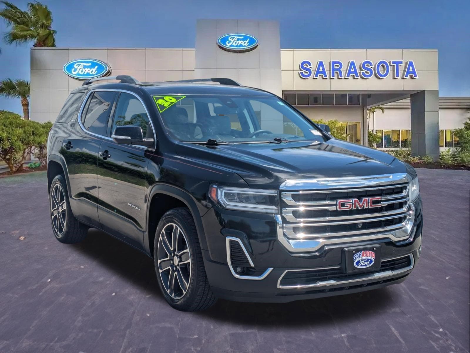 2020 GMC Acadia FWD SLT — photo 1 of 37
