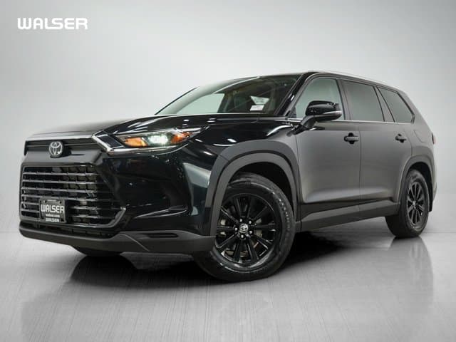 2024 Toyota Grand Highlander Base — photo 1 of 32
