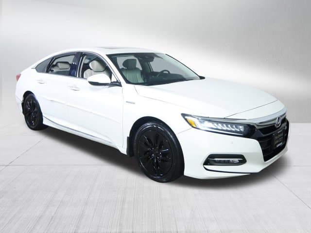 2018 Honda Accord Hybrid Touring — photo 1 of 33