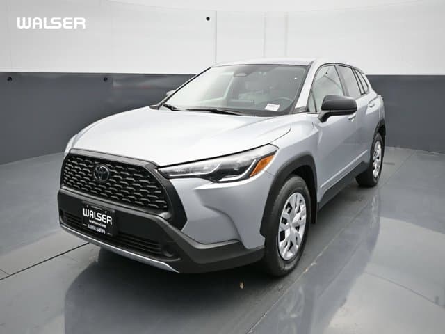 2023 Toyota Corolla Cross L — photo 1 of 43