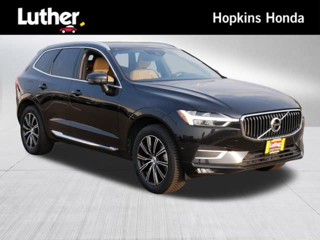 2019 Volvo XC60 Inscription — photo 1 of 35
