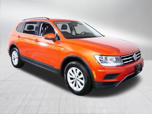 2019 Volkswagen Tiguan SE — photo 1 of 33