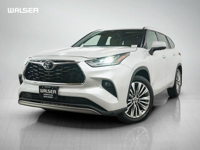 2023 Toyota Highlander Platinum — photo 1 of 30