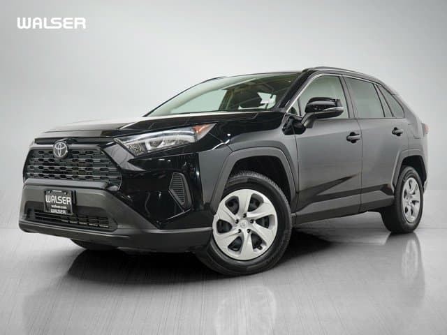 2019 Toyota RAV4 LE — photo 1 of 27