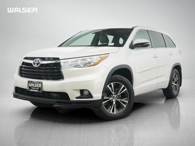 2016 Toyota Highlander XLE — photo 1 of 30