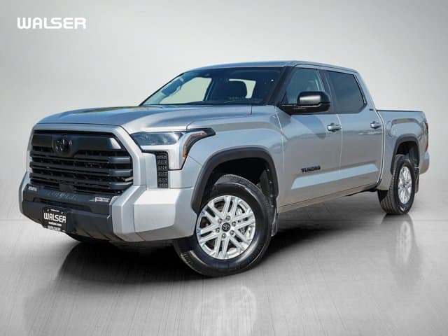 2024 Toyota Tundra 4WD SR5 — photo 1 of 31
