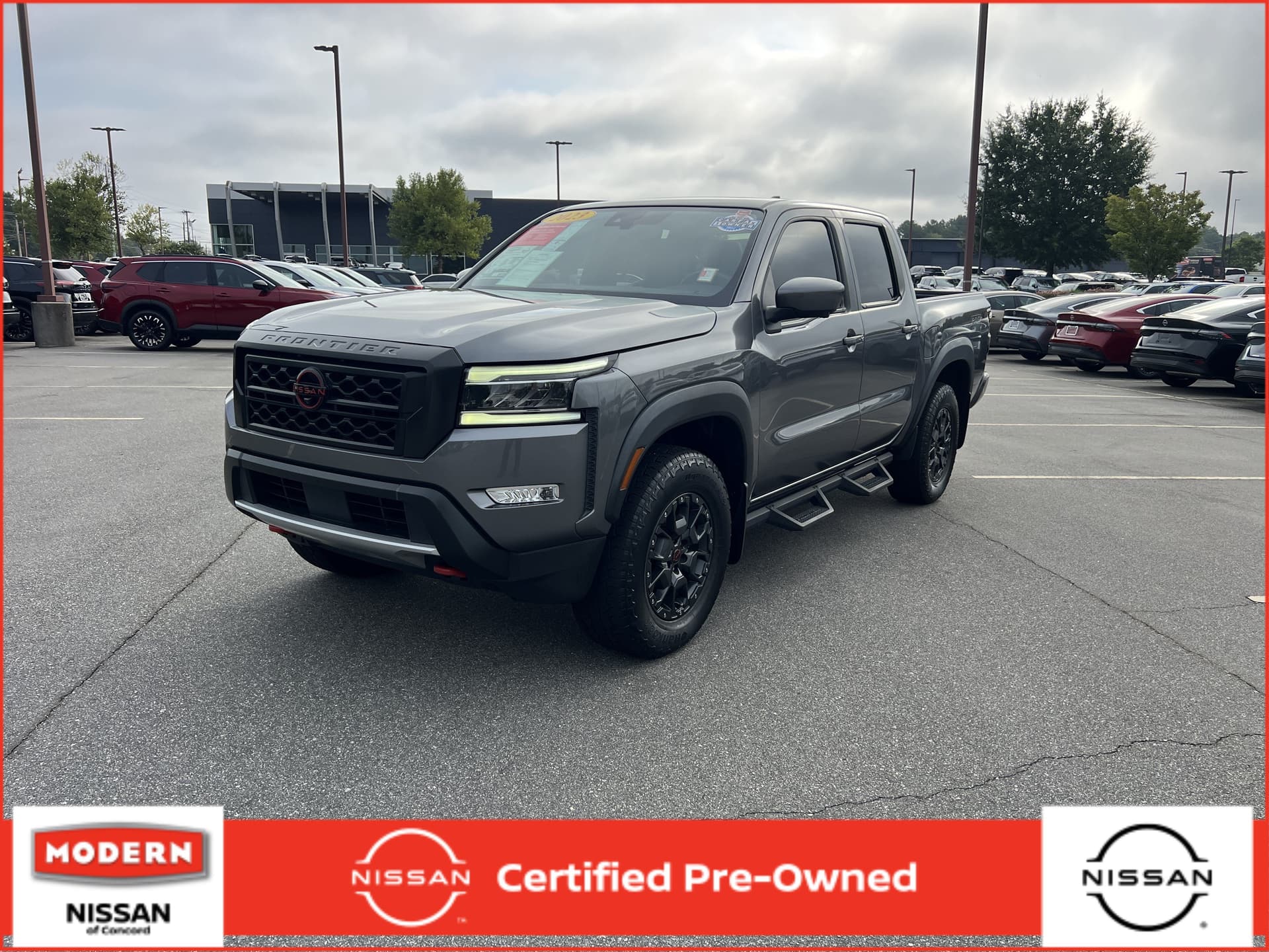 2023 Nissan FRONTIER PRO-X — photo 1 of 29