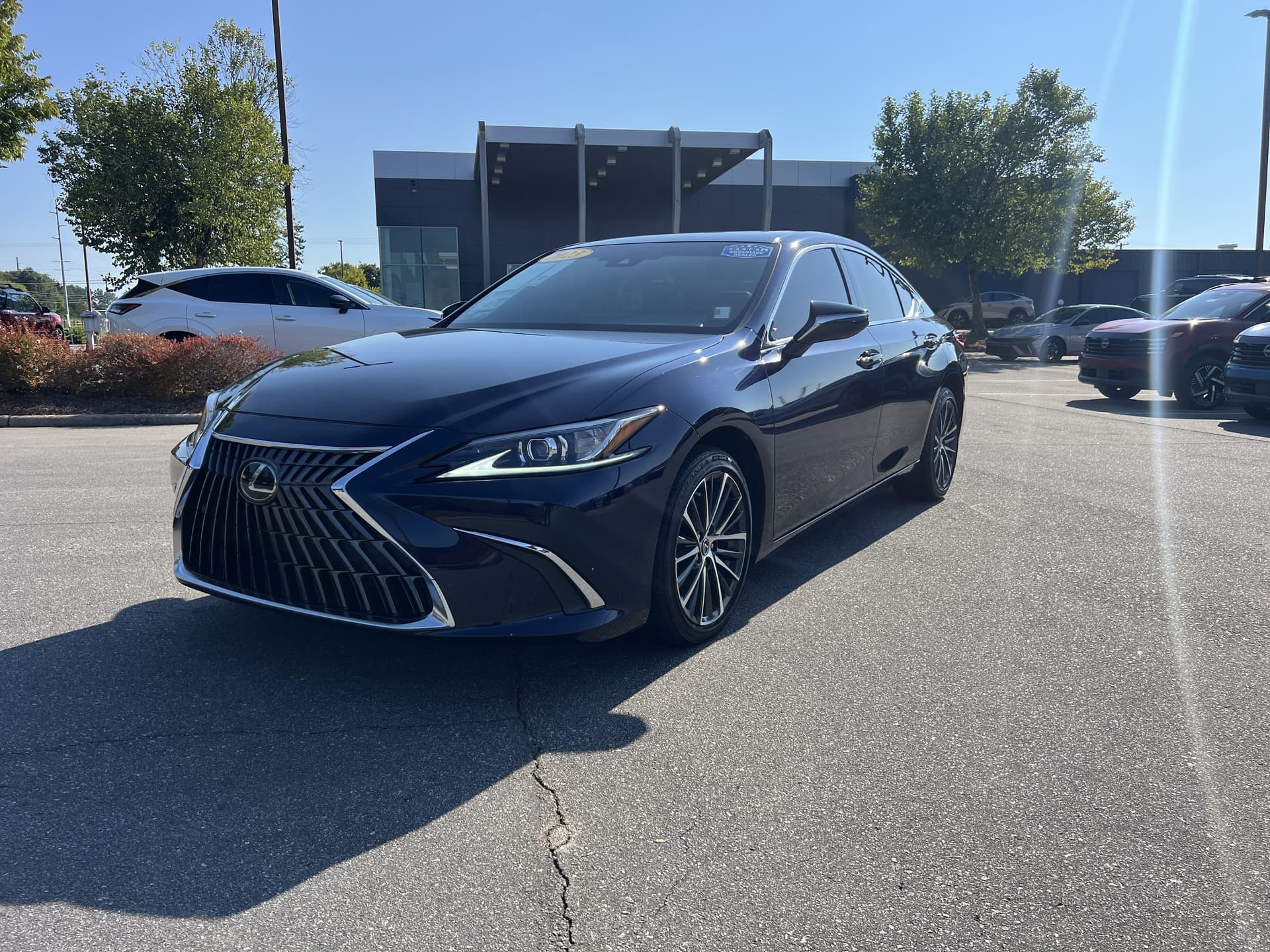 2023 Lexus ES ES 350 — photo 1 of 28