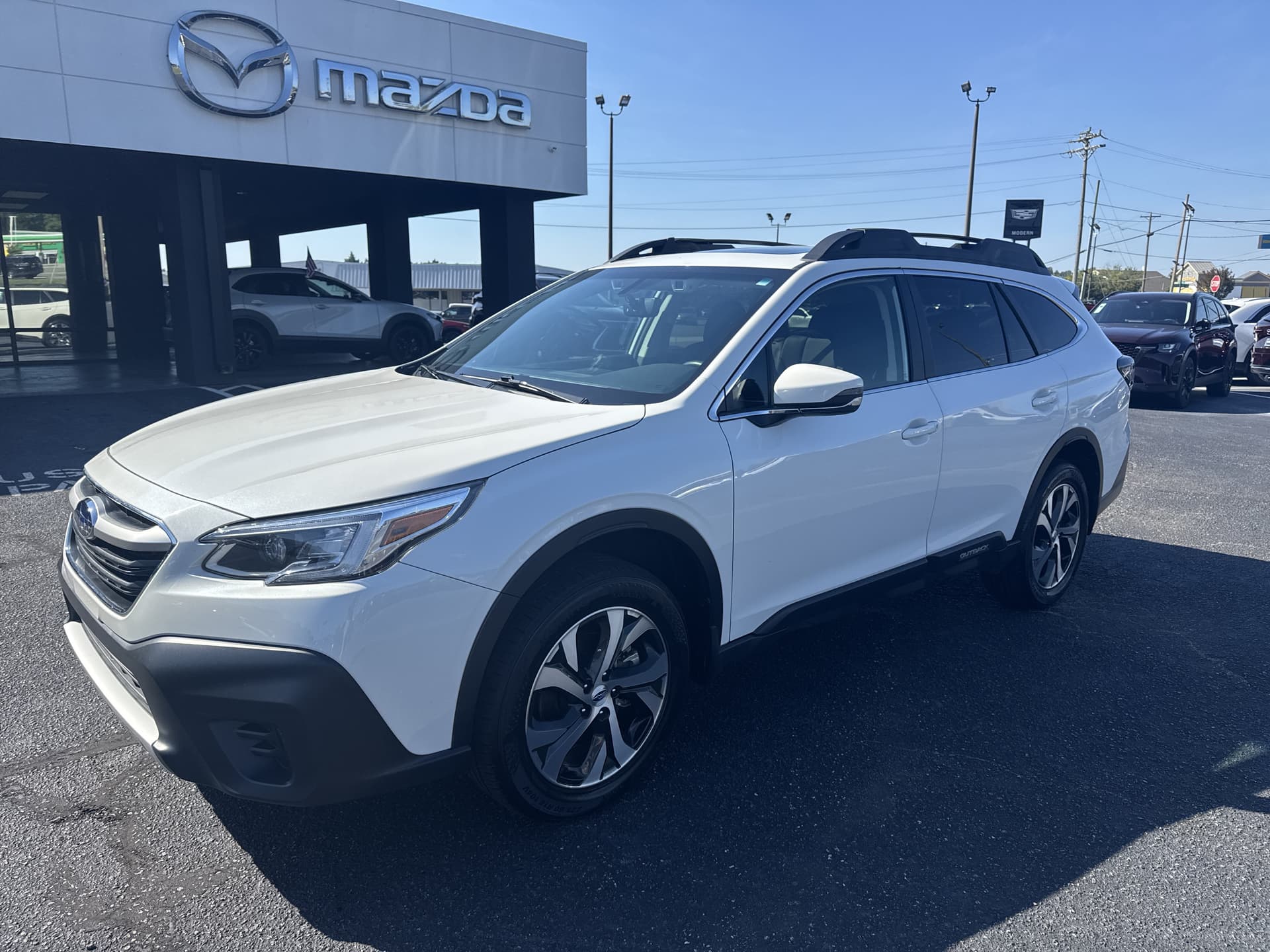 2021 Subaru Outback Limited XT — photo 1 of 14