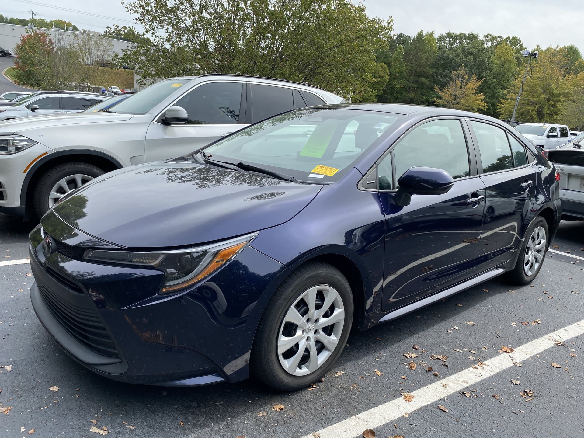 2023 Toyota Corolla LE — photo 1 of 15