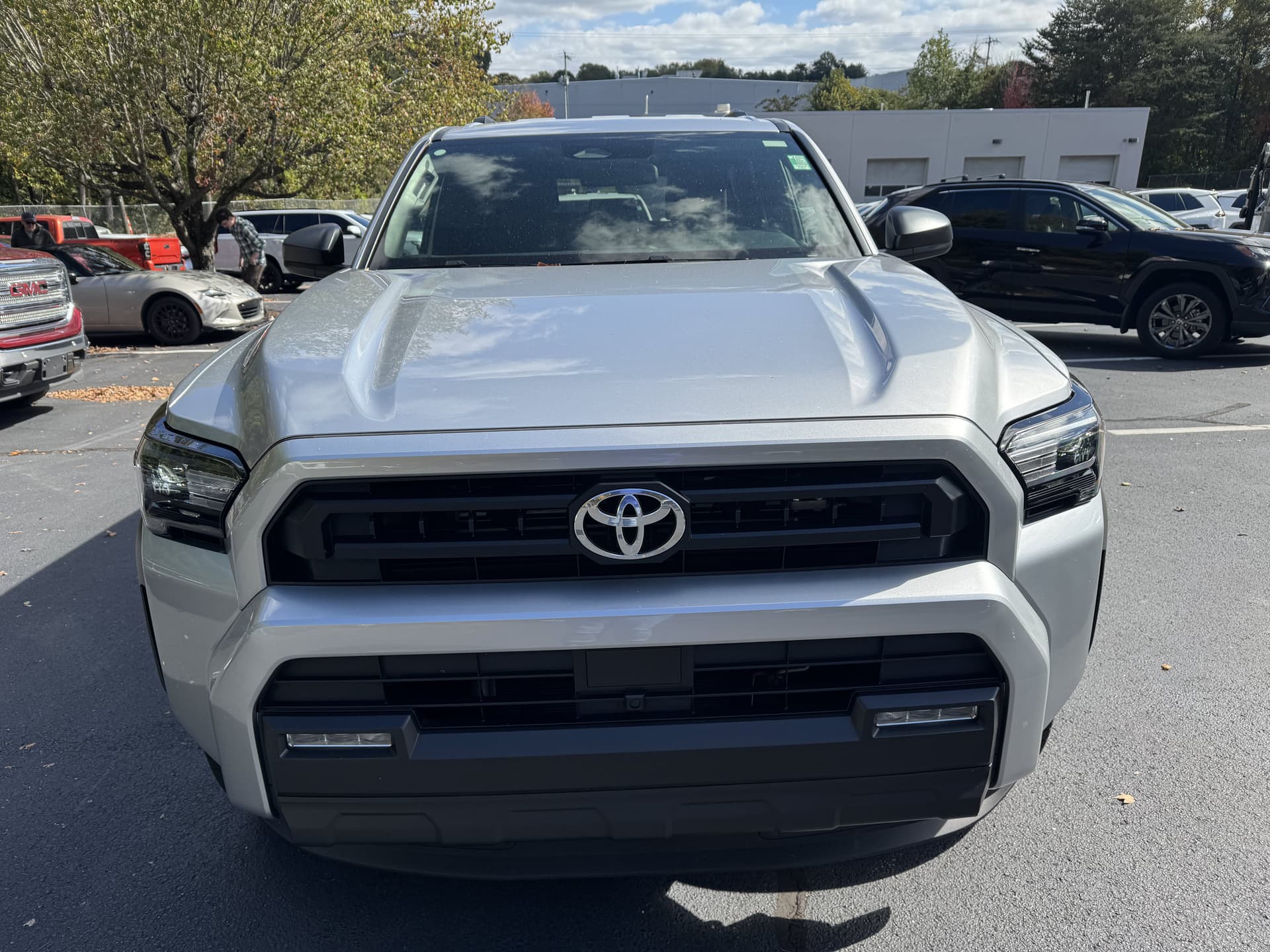2026 Toyota 4Runner SR5 — photo 1 of 15