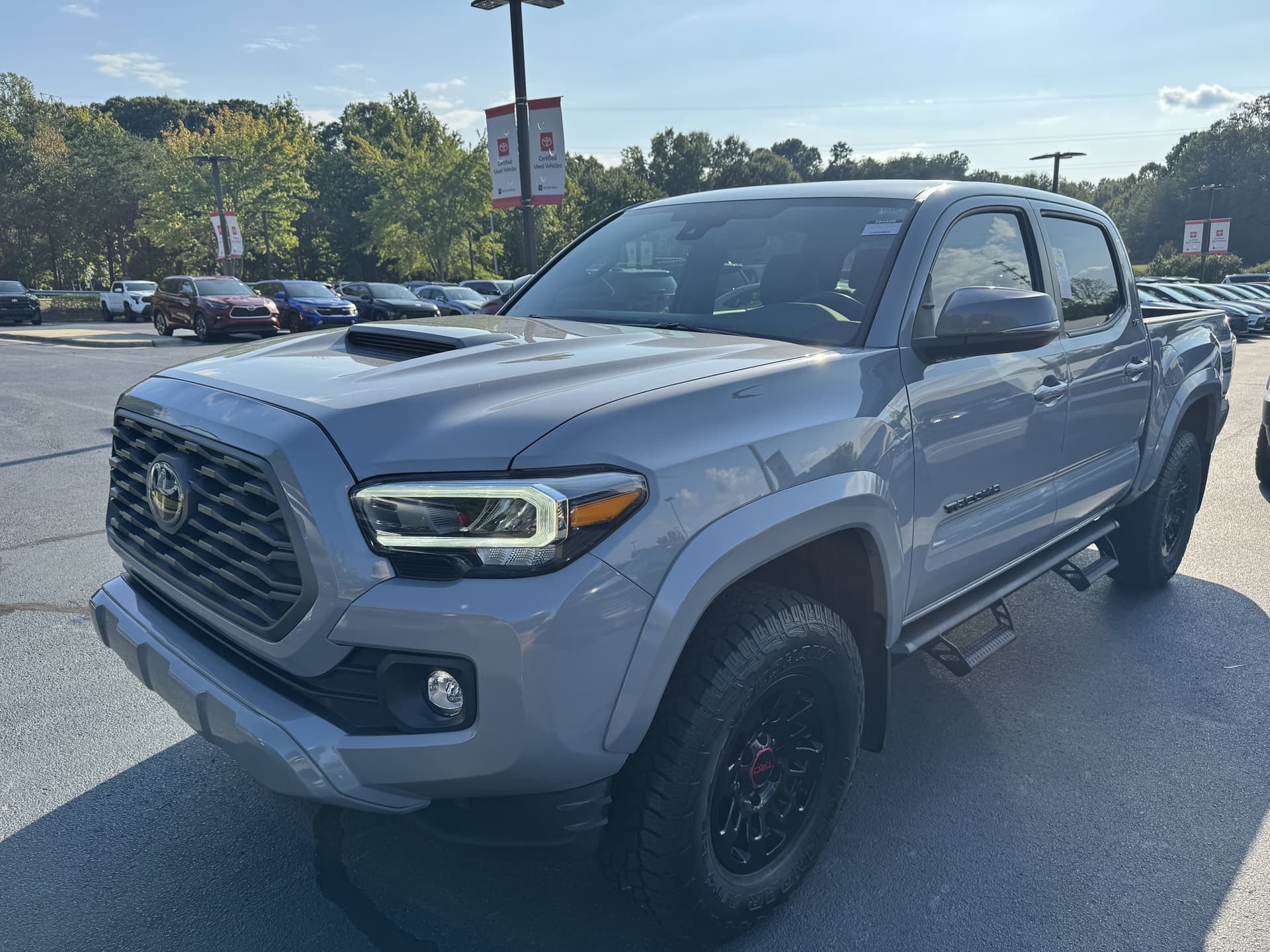 2021 Toyota Tacoma 4WD TRD Sport — photo 1 of 37