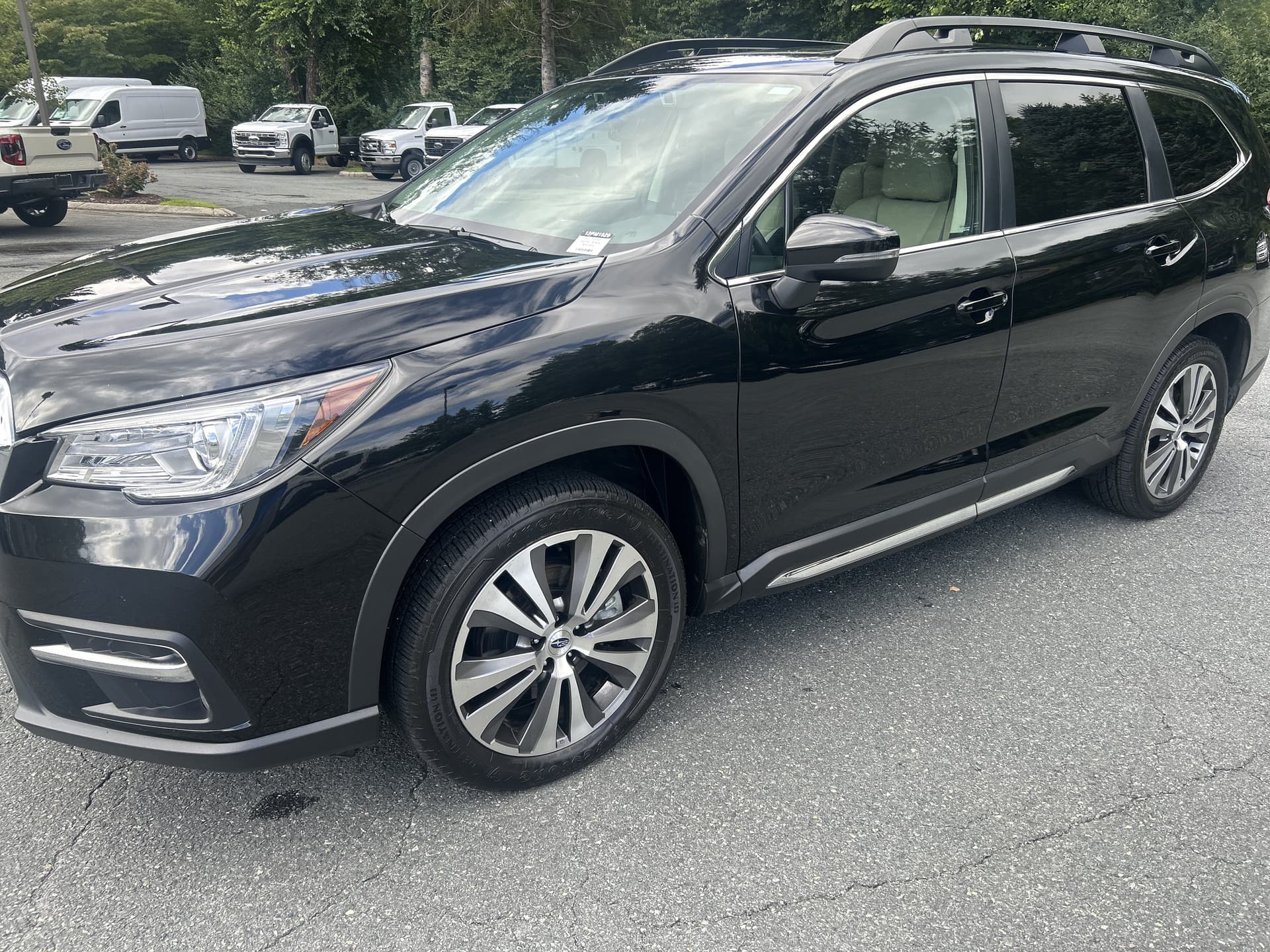 2022 Subaru Ascent Limited — photo 1 of 25