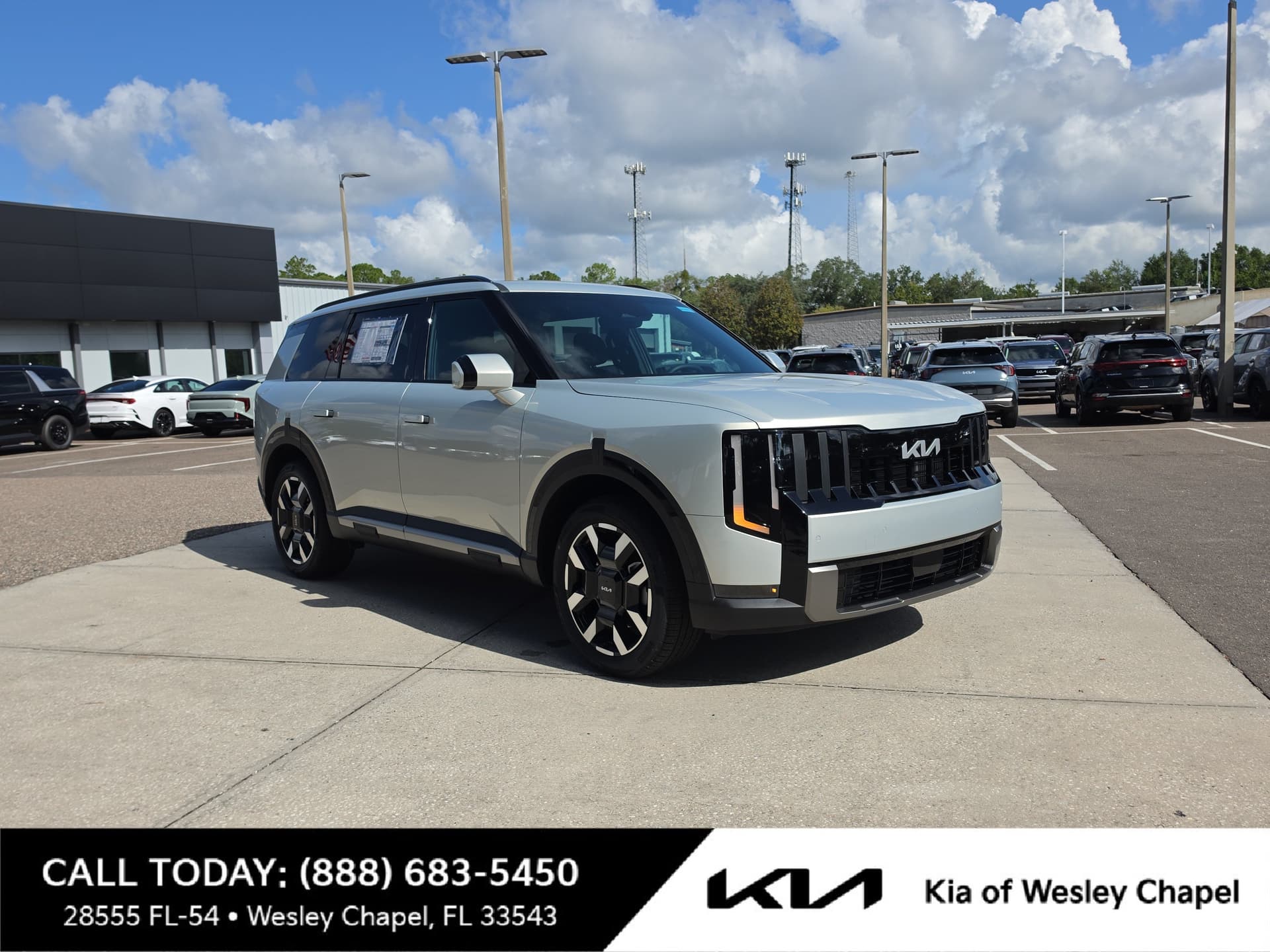 2027 Kia Telluride S — photo 1 of 32