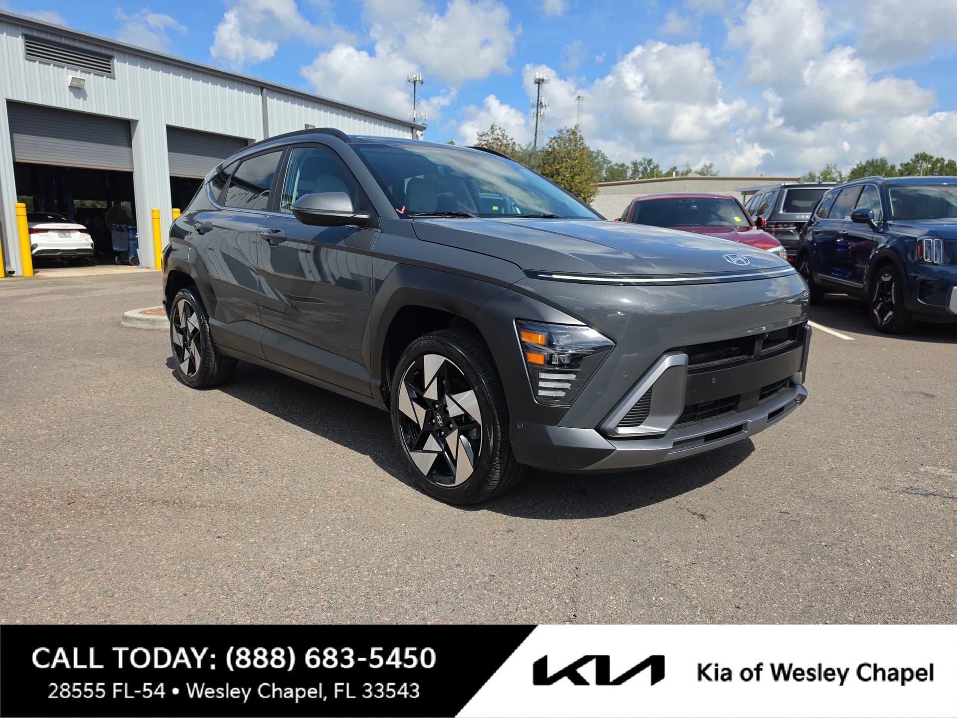 2024 Hyundai Kona Limited — photo 1 of 34