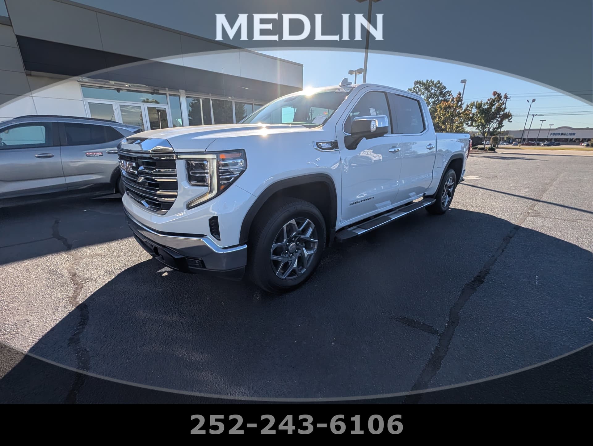 2026 GMC Sierra 1500 SLT — photo 1 of 18