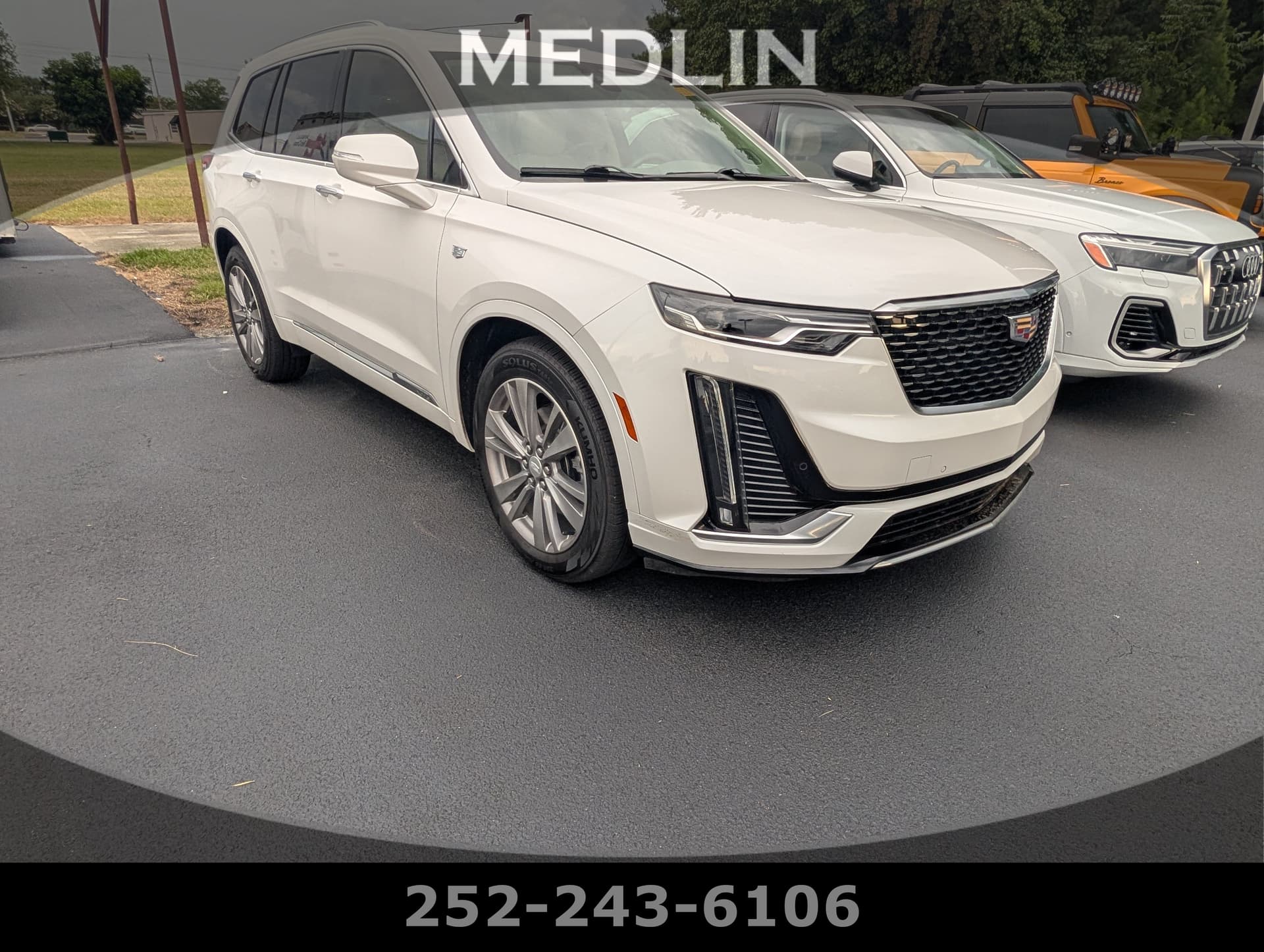 2023 Cadillac XT6 FWD Premium Luxury — photo 1 of 14