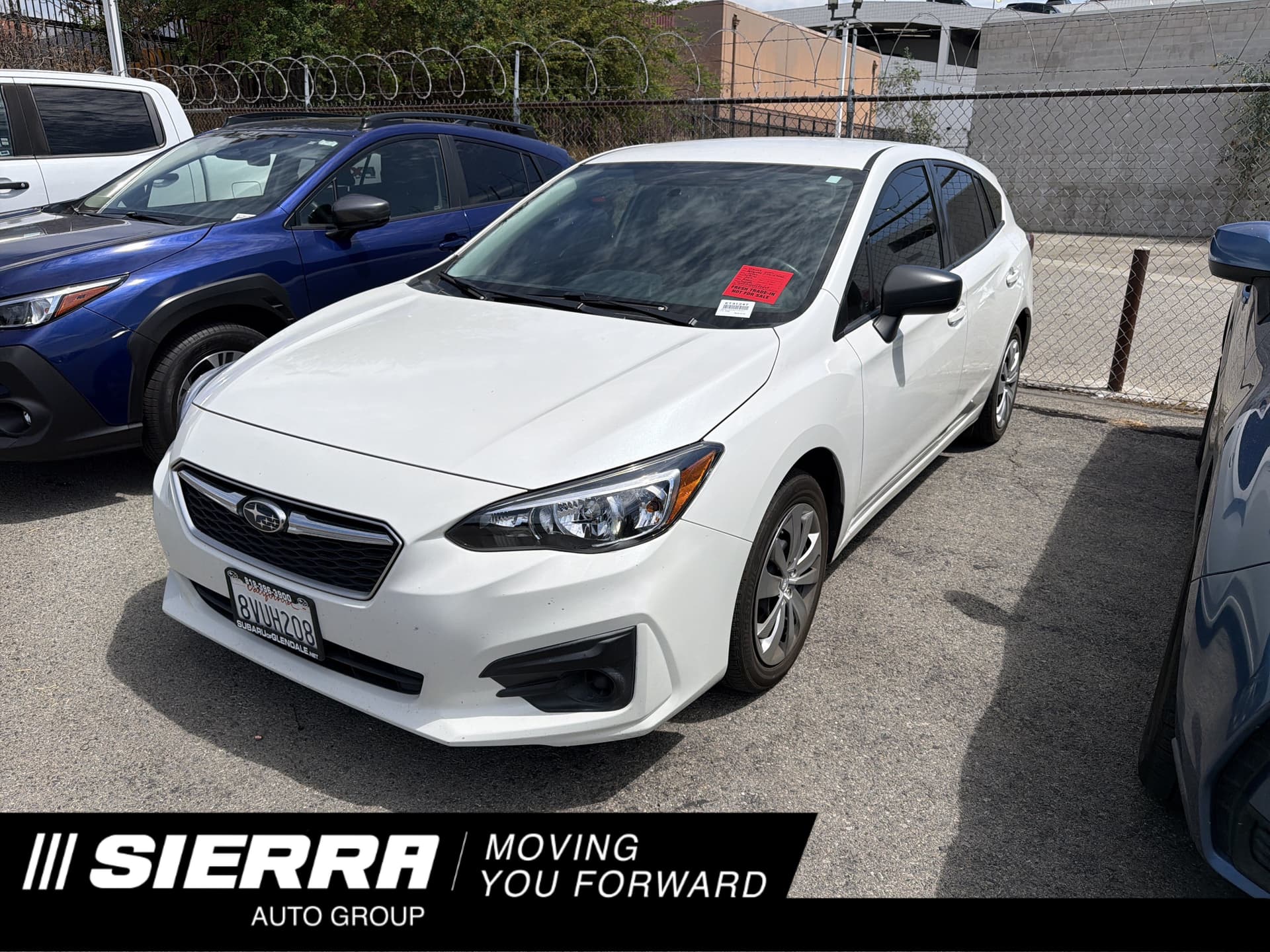 2017 Subaru Impreza 2.0i — photo 1 of 4
