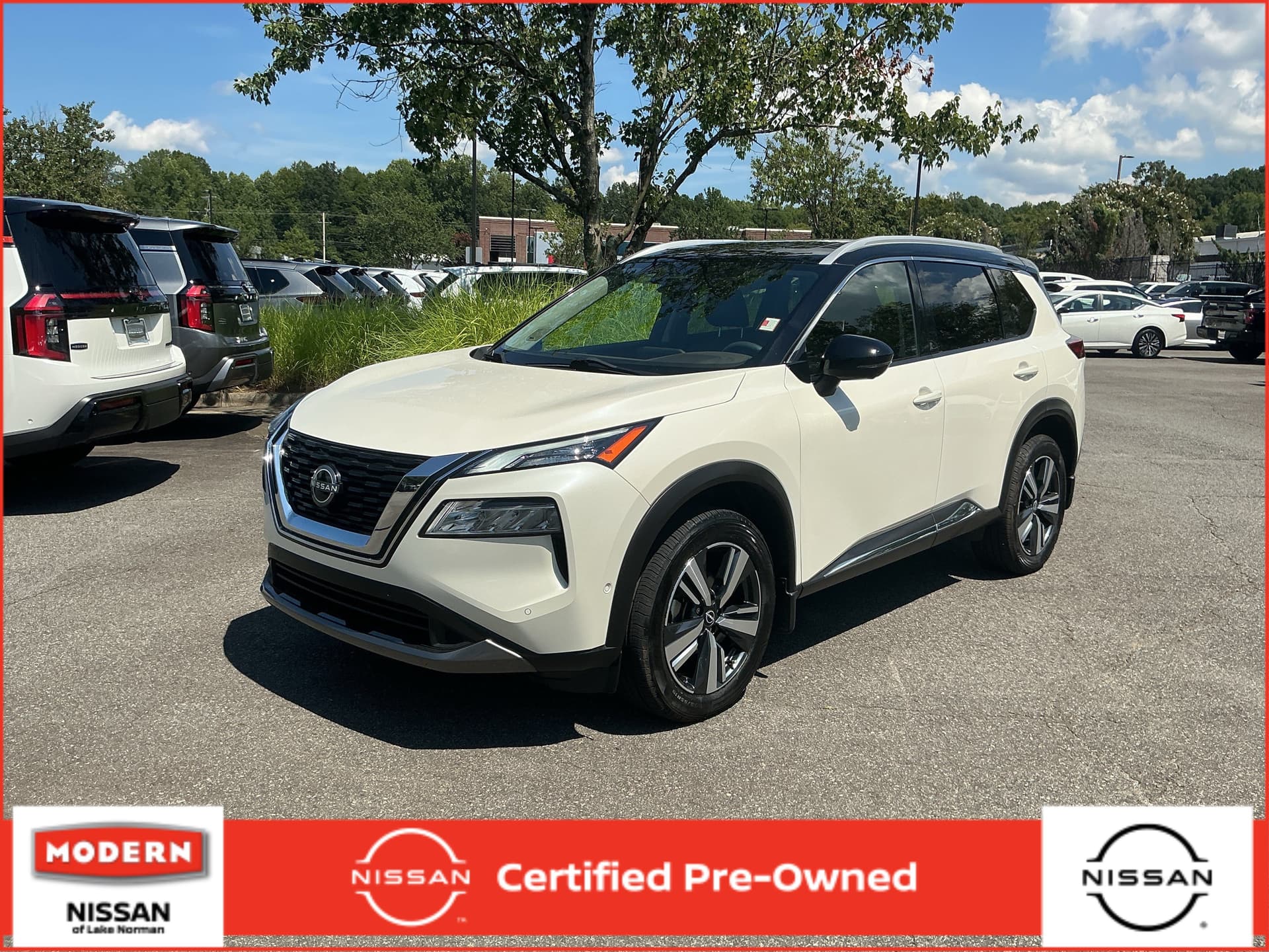 2023 Nissan Rogue SL — photo 1 of 30
