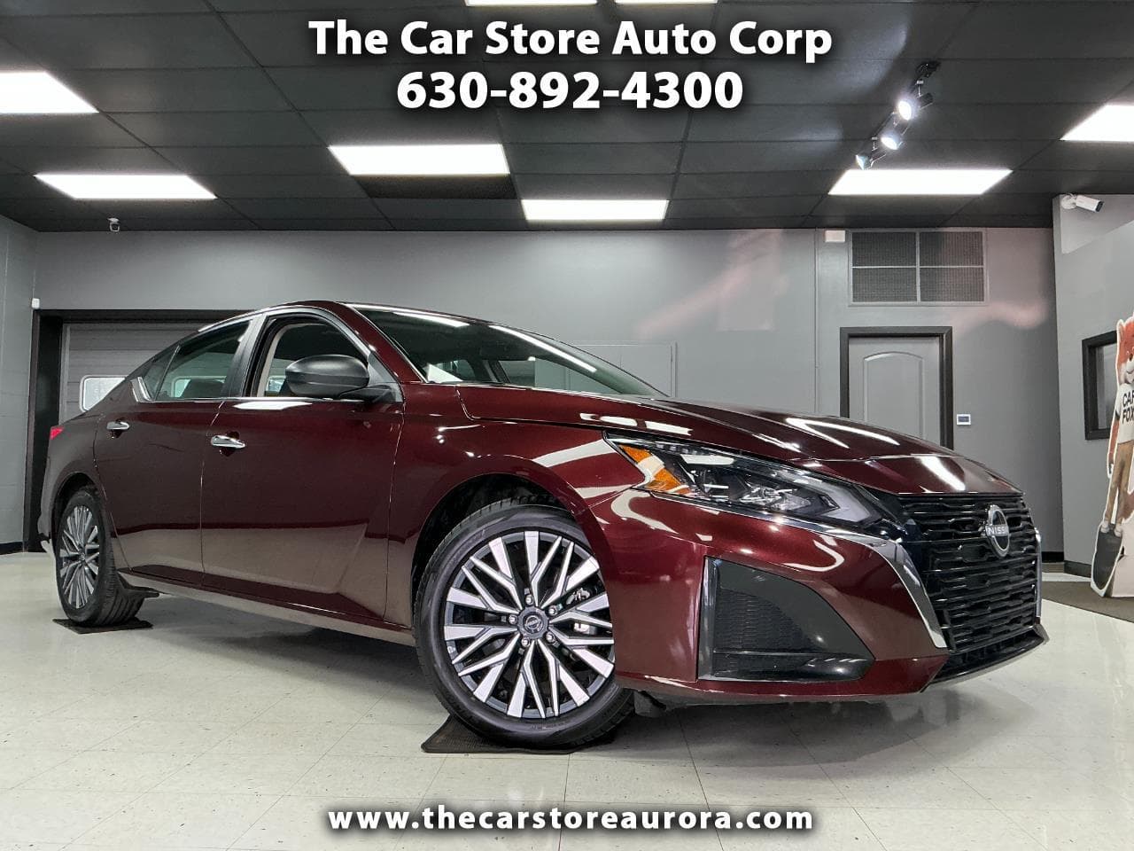 2025 Nissan Altima SV — photo 1 of 35