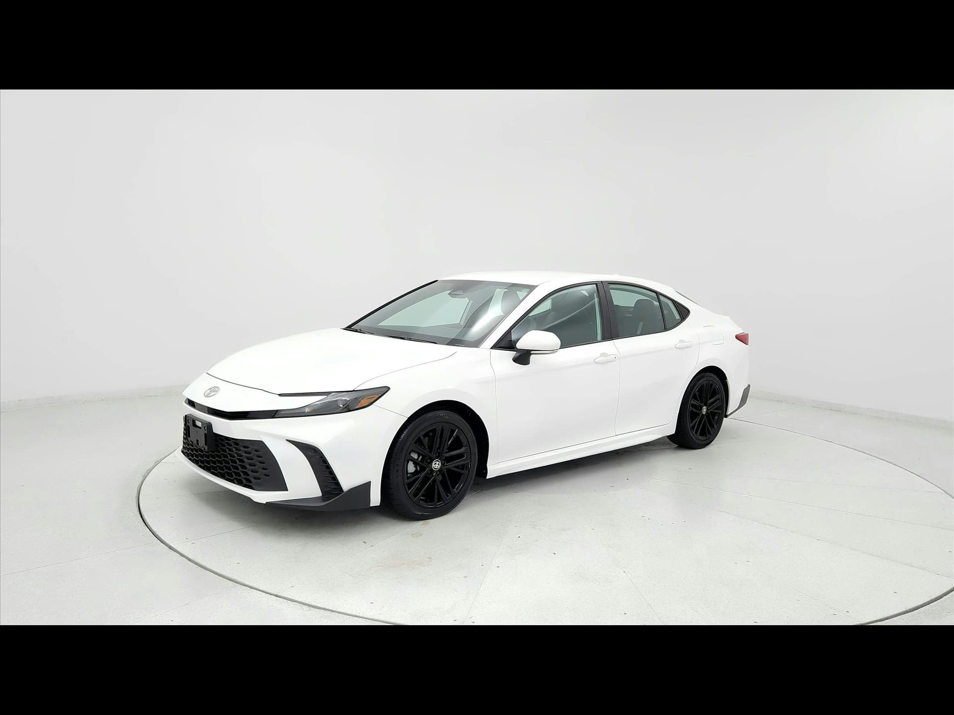 2025 Toyota Camry SE 4D Sedan — photo 1 of 47