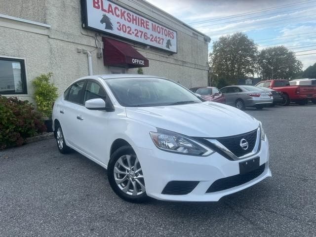 2017 Nissan Sentra S — photo 1 of 22