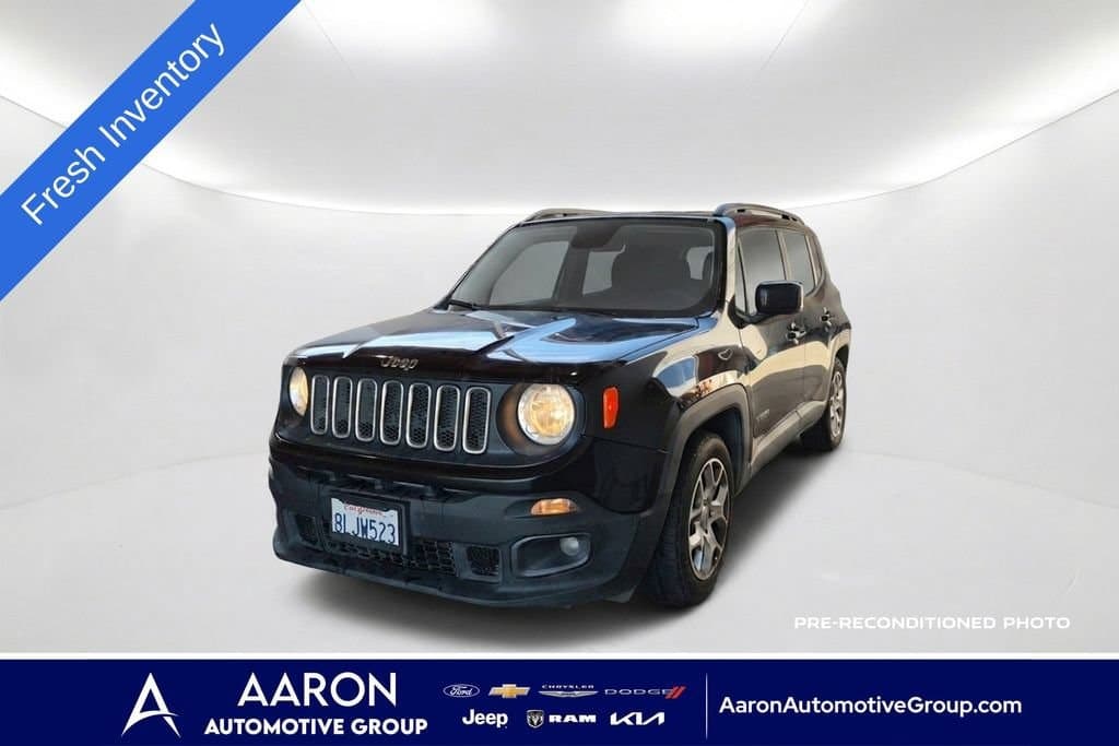 2018 Jeep Renegade Latitude FWD — photo 1 of 22
