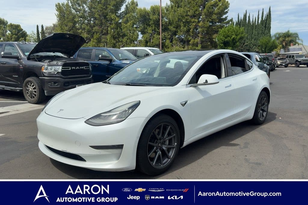 2020 Tesla Model 3 Long Range — photo 1 of 22