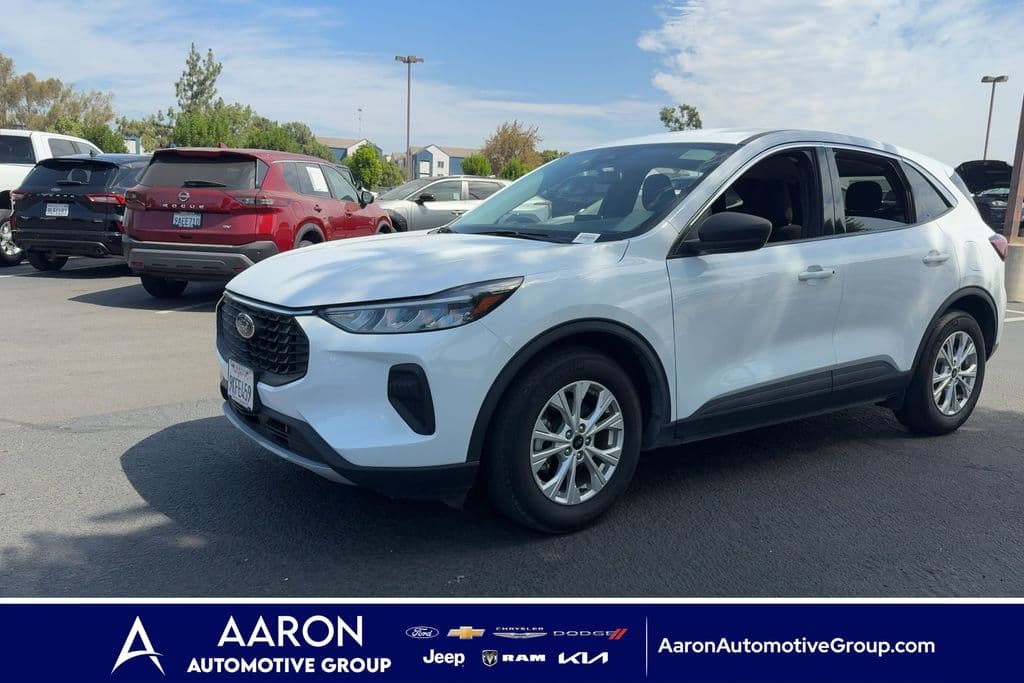 2023 Ford Escape Active — photo 1 of 22