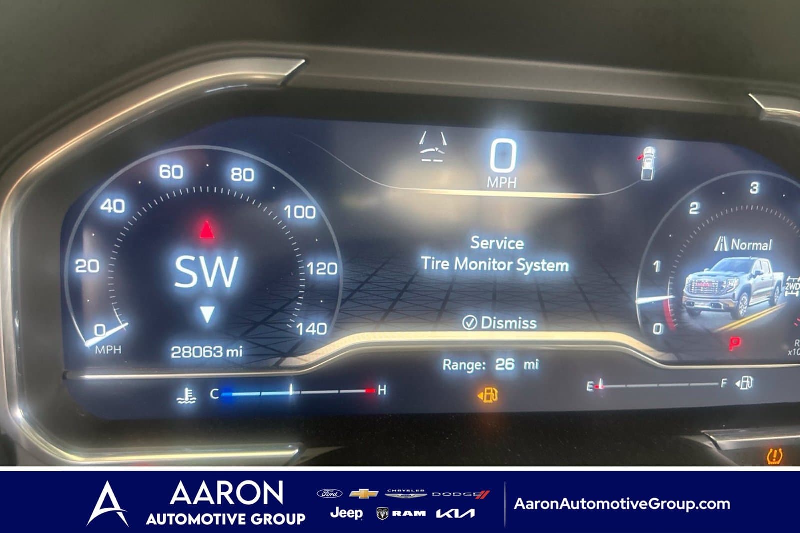 2024 GMC Sierra 1500 Denali — photo 1 of 36