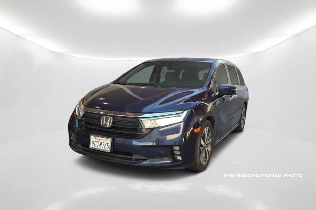 2023 Honda Odyssey Touring — photo 1 of 22