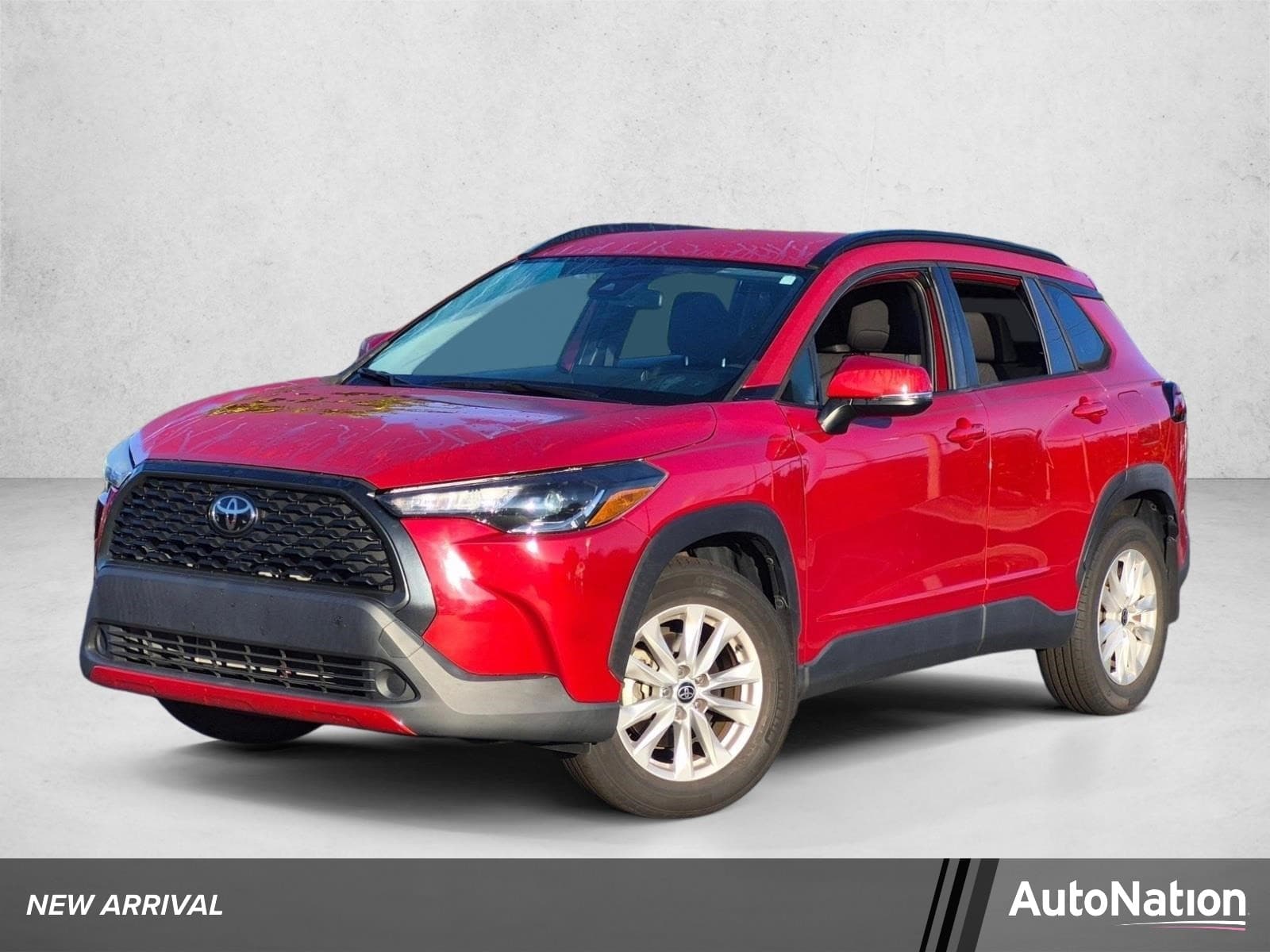 2022 Toyota Corolla Cross LE — photo 1 of 20
