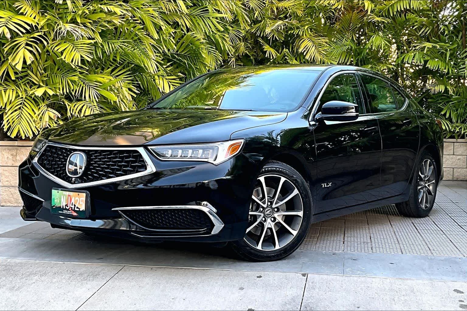 2018 Acura TLX Base — photo 1 of 34