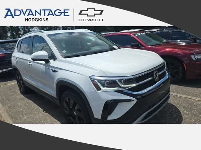 2023 Volkswagen Taos 1.5T SEL — photo 1 of 10