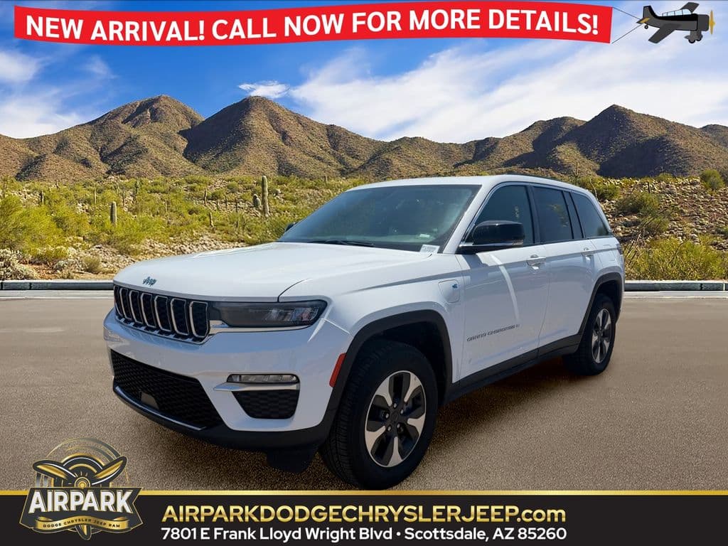 2024 Jeep Grand Cherokee 4xe — photo 1 of 9