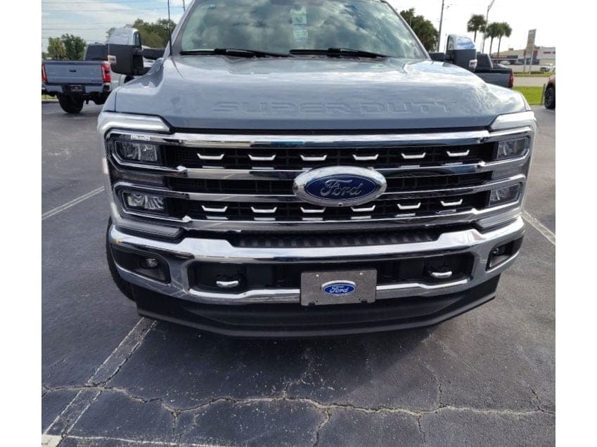 2024 Ford F-250 Lariat — photo 1 of 5