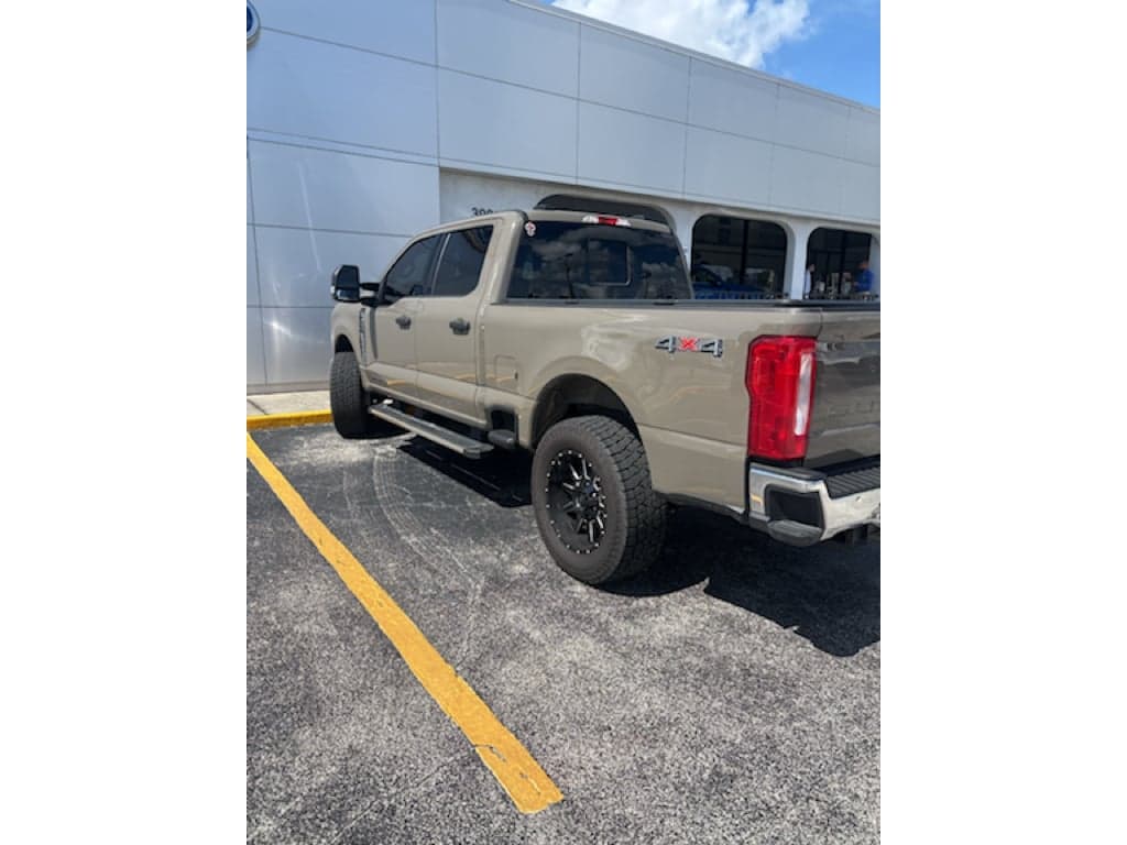 2026 Ford Super Duty F-250 SRW XLT — photo 1 of 6