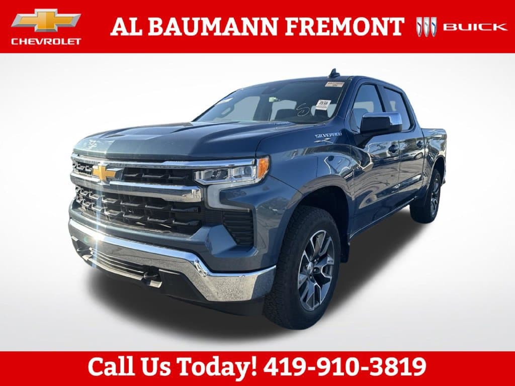 2024 Chevrolet Silverado 1500 Base — photo 1 of 31