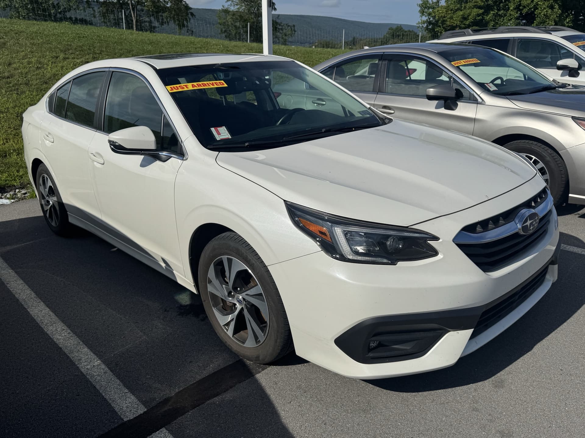 2022 Subaru Legacy Premium — photo 1 of 3