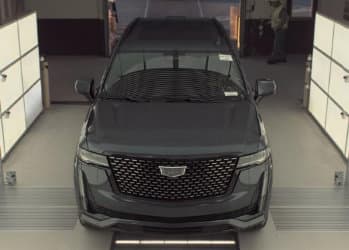 2021 Cadillac Escalade Premium Luxury — photo 1 of 6
