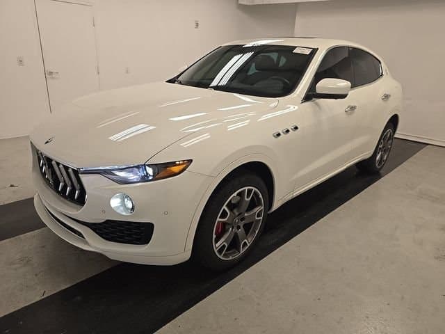 2023 Maserati Levante GT — photo 1 of 13